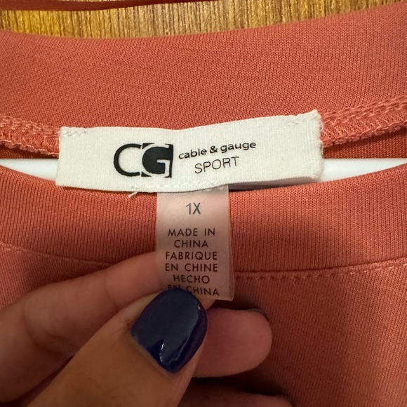 Salmon color - Picture 2 of 2